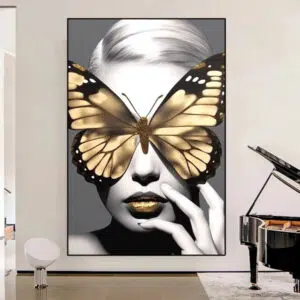 W103 - Mulher Borboleta