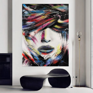 W153 - Mulher em Grafite